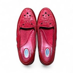 Dr Scholl’s Leather Slip-on w/ Laser-cut Detail in Red Size 6M
